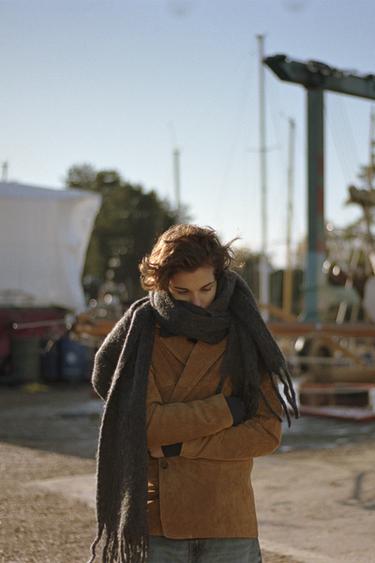 SUEDE BLAZER - Light camel by Zara