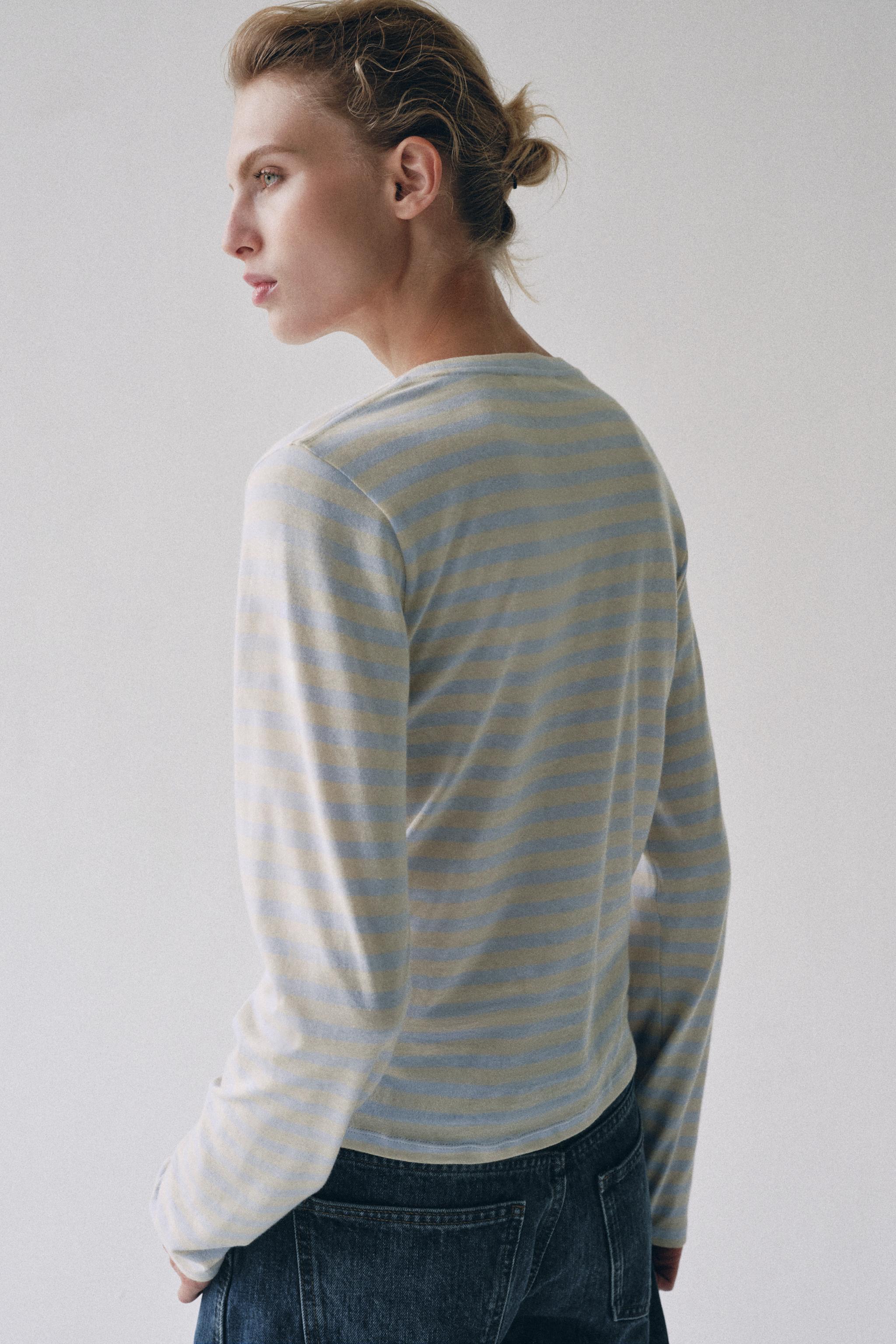 POCKET T-SHIRT