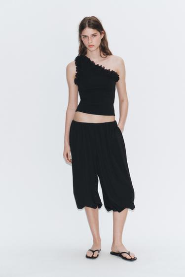 Zara ASYMMETRIC FLORAL TOP - Black - Image 0