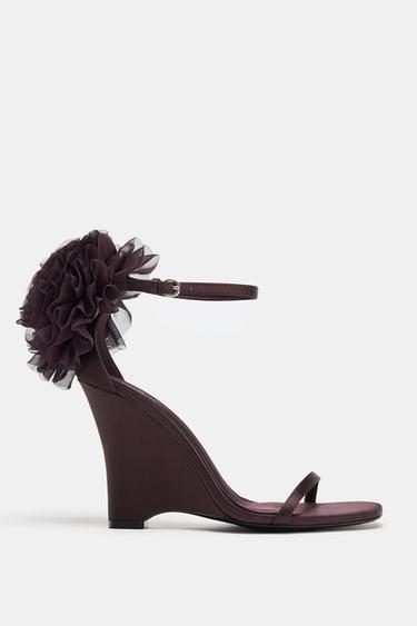 Zara MAXI FLOWER WEDGE SANDALS - Purple