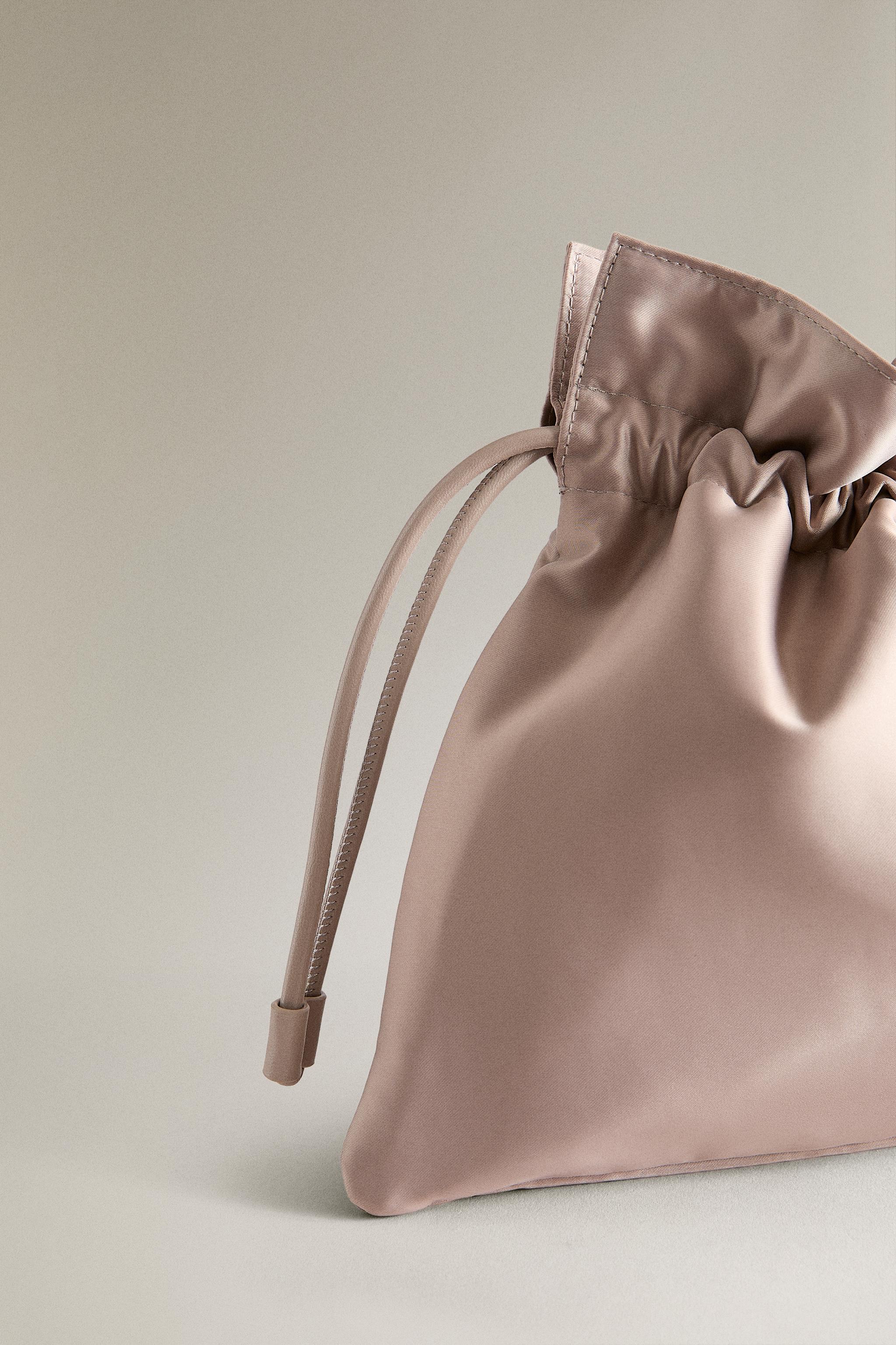 MEDIUM SATEEN MAKEUP BAG