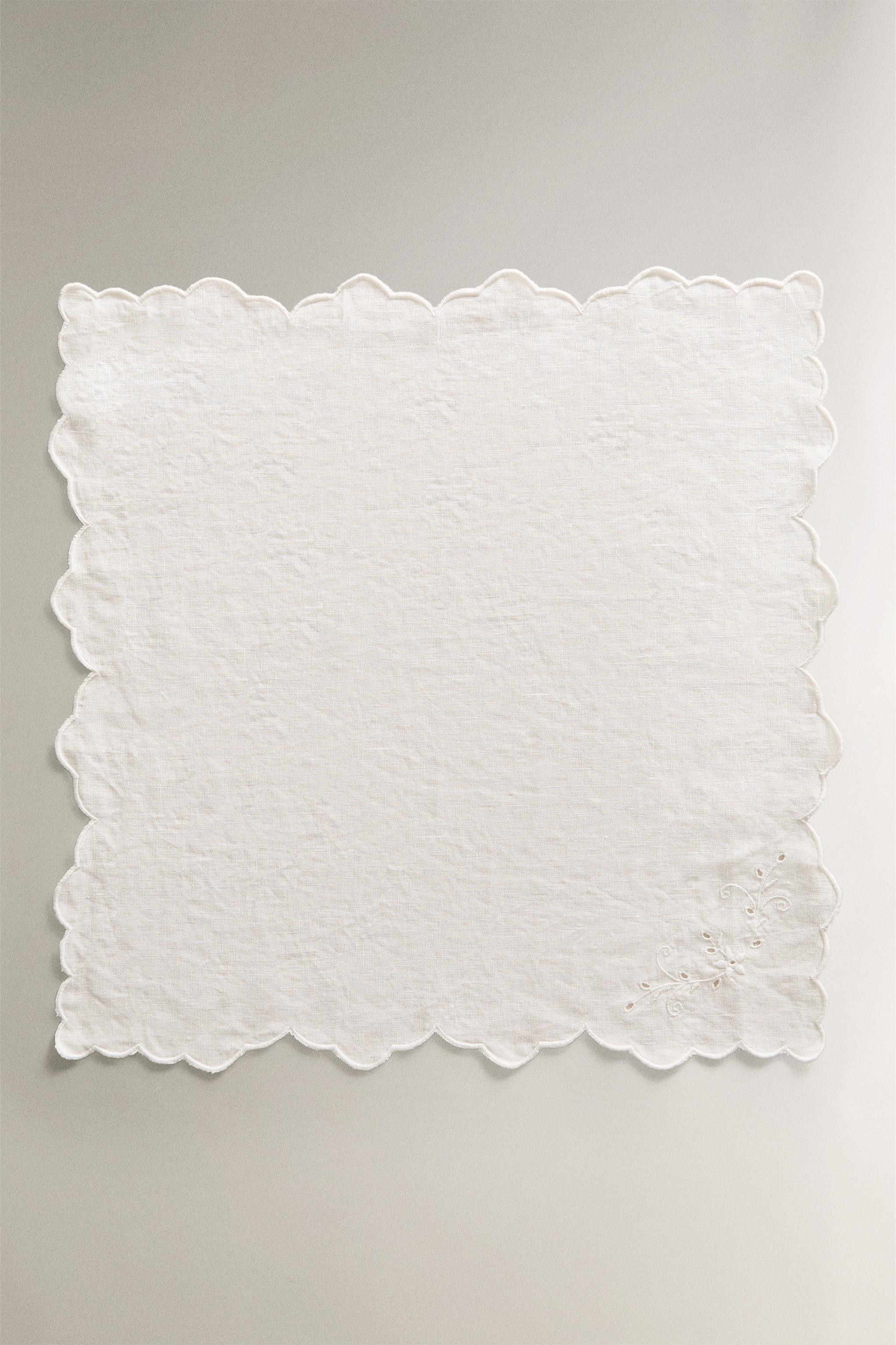 PACK OF LINEN NAPKINS WITH FLORAL EMBROIDERY (PACK OF 2) — White