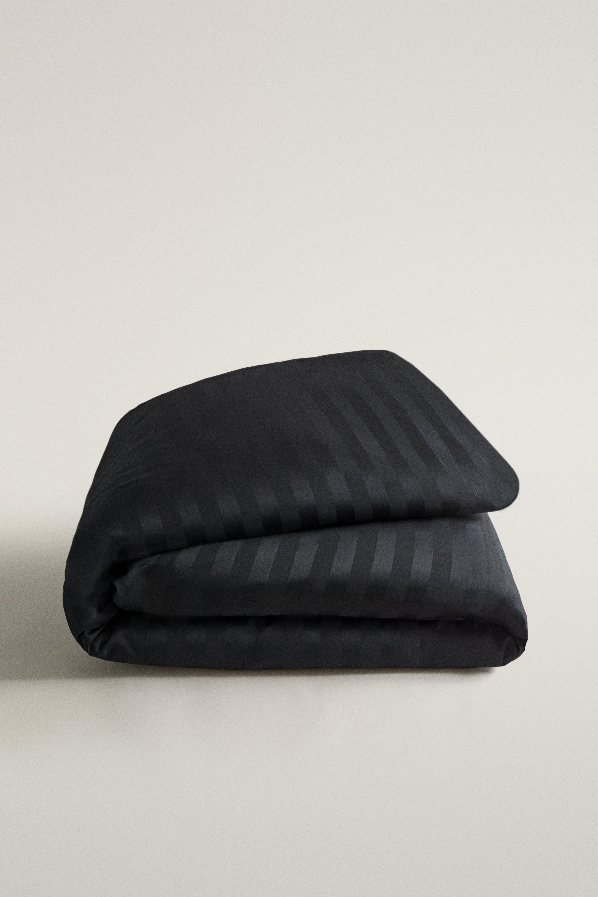 STRIPED SATEEN DUVET COVER (500 THREAD COUNT)