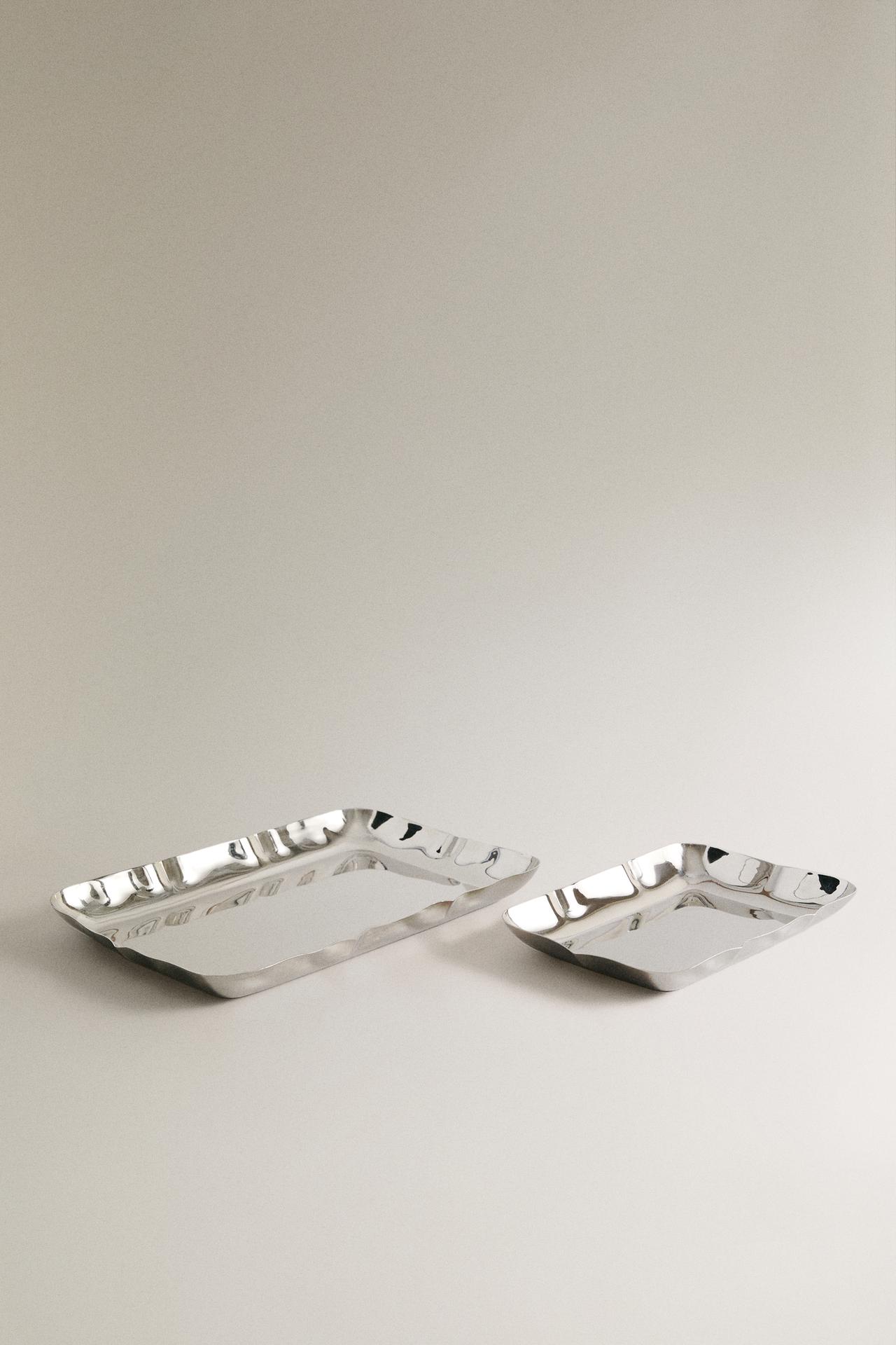 STEEL TRAY WITH IRREGULAR EDGE — P