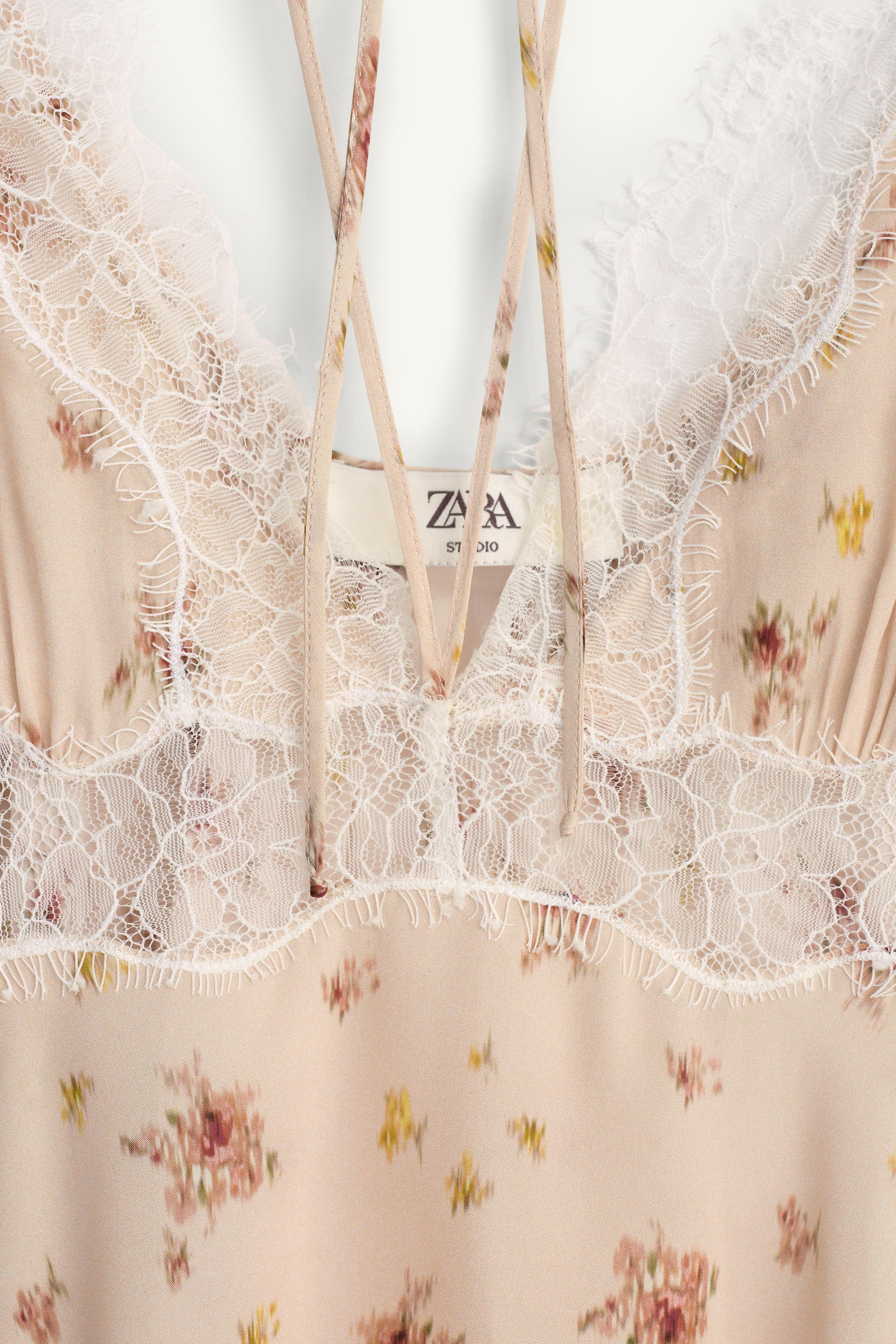 TOP IMPRIMÉ DENTELLE ÉDITION LIMITÉE