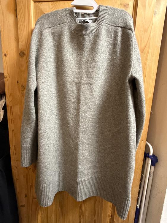 zara grey jumper dress SOFT KNIT MINI SECOND HAND launch_date:8/24/2023