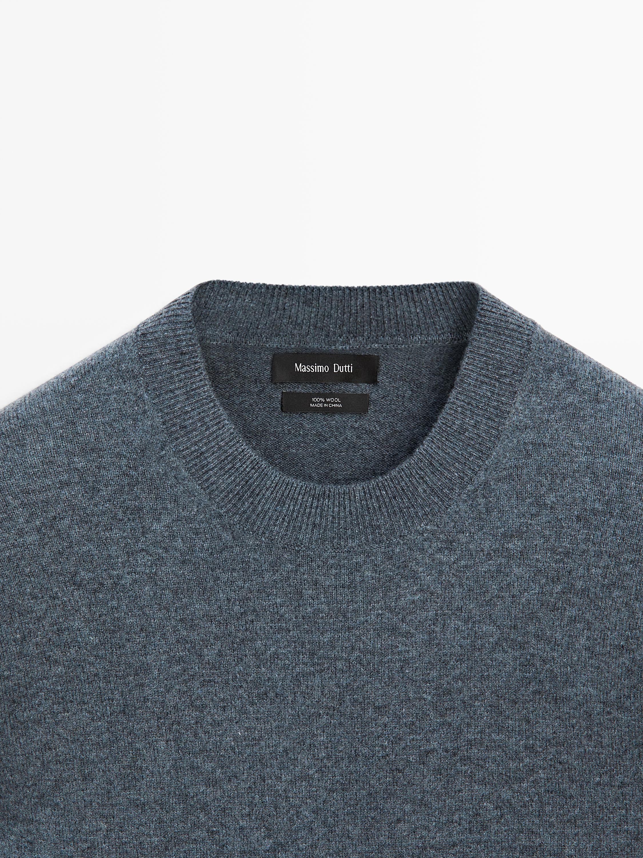 Knit wool sweater with crew neck