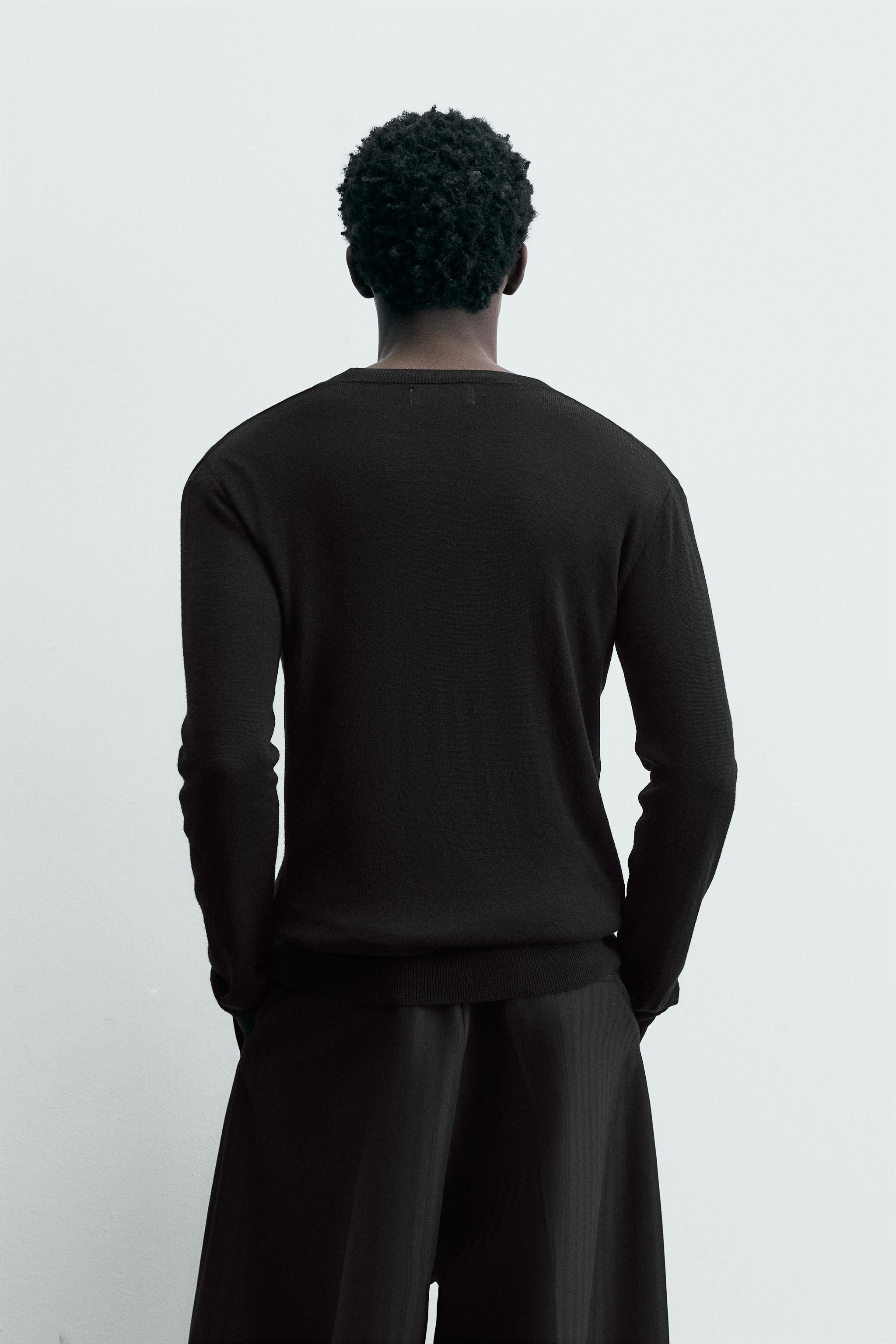 WOOL V-NECK JUMPER LIMITED EDITION