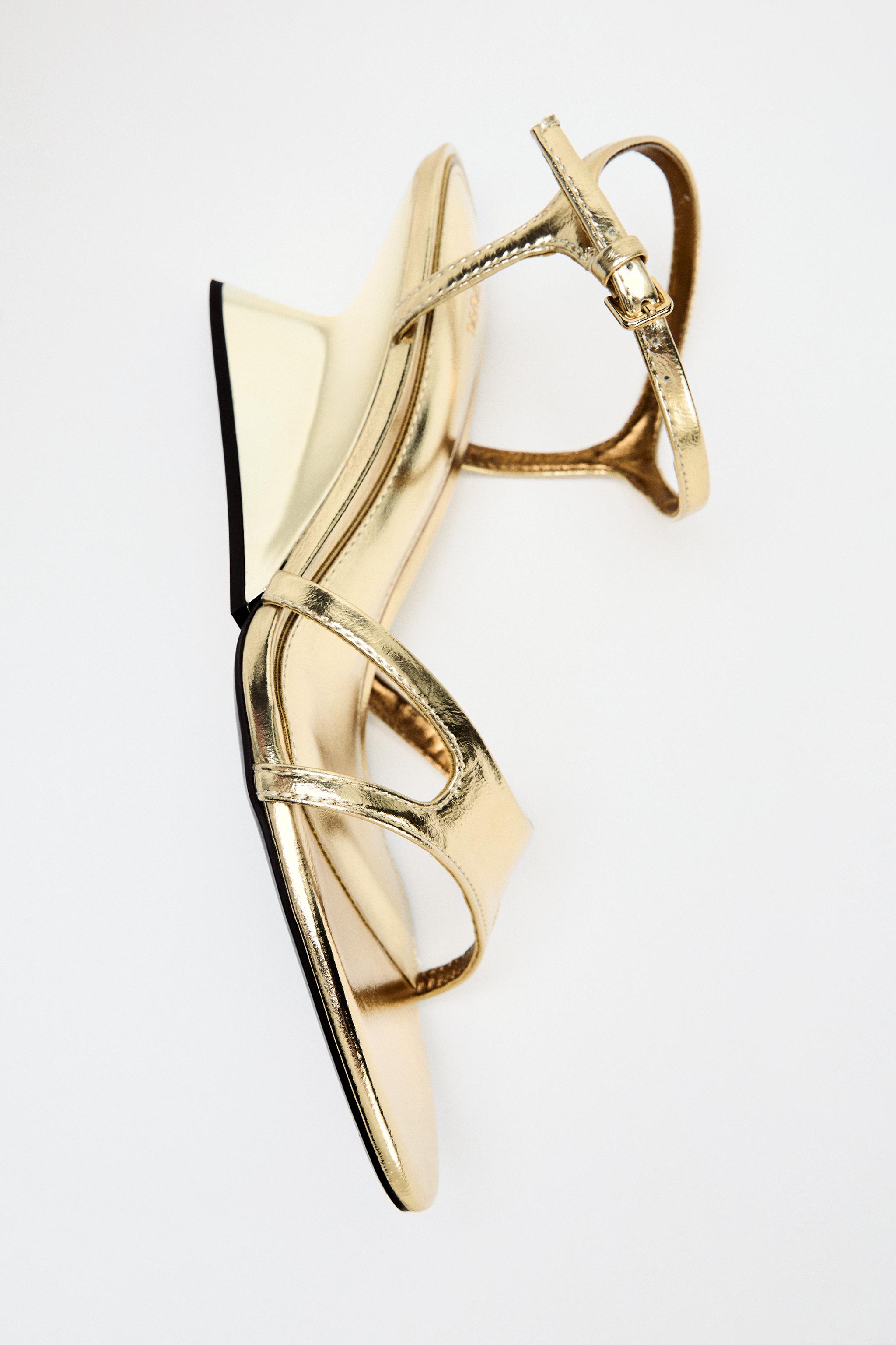 METALLIC HEELED SANDALS