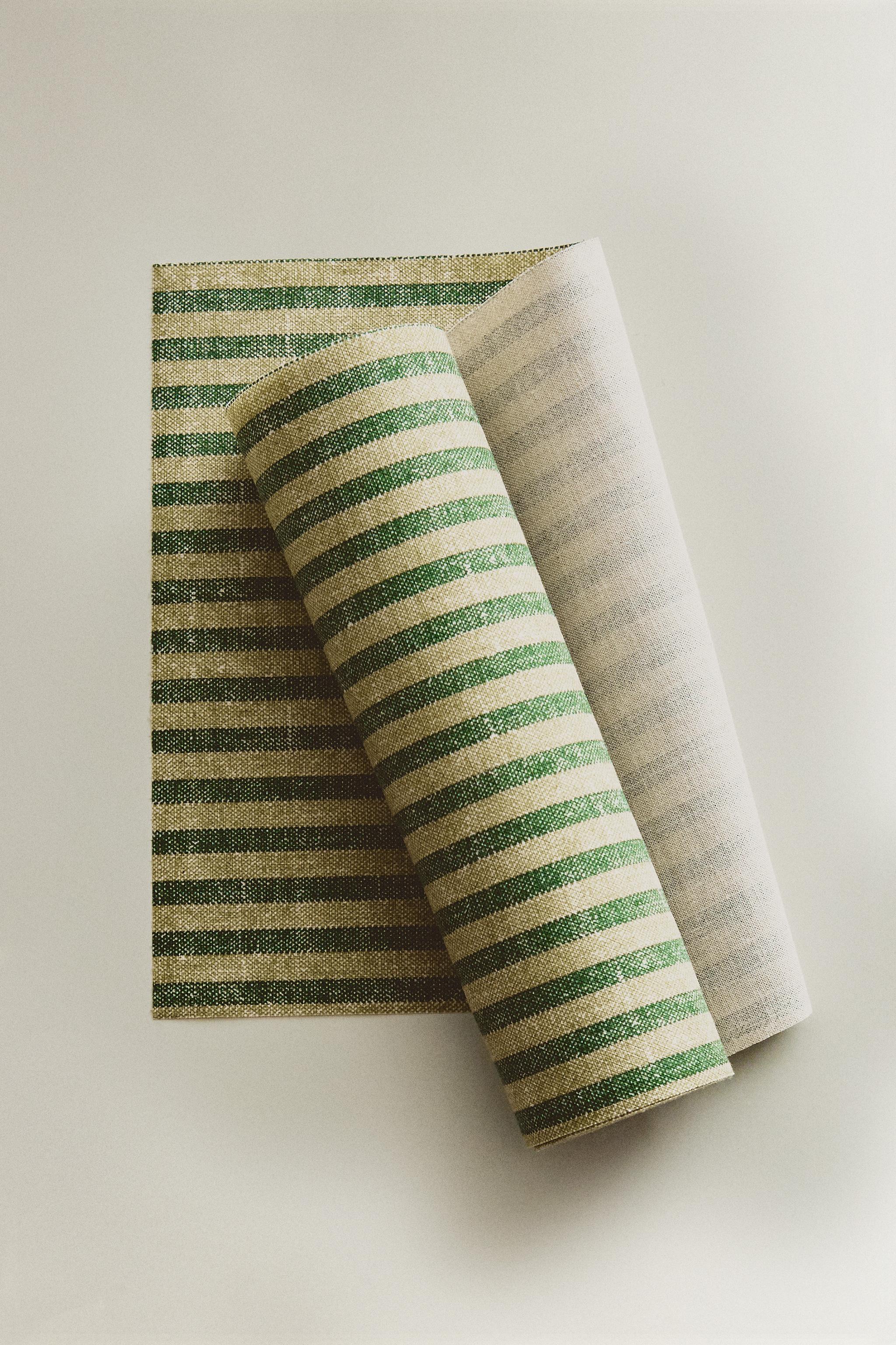 PACK OF REUSABLE STRIPED NAPKINS (PACK OF 20) — Green