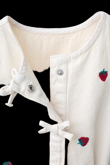 SHORT TWILL JUMPSUIT WITH EMBROIDERED STRAWBERRIES - Ecru by Zara