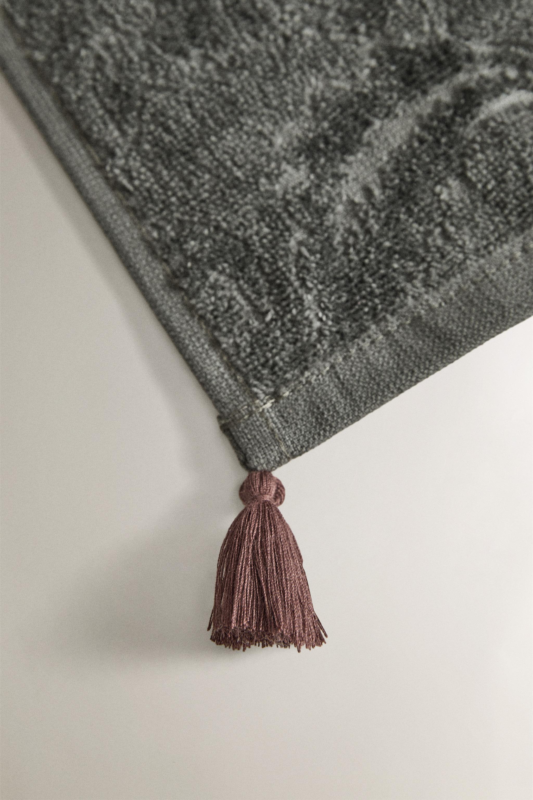 PACK OF HAND TOWELS WITH TASSELS (PACK OF 3