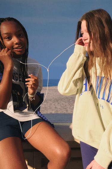 SWEATSHIRT WITH RAISED SLOGAN - Yellow by Zara