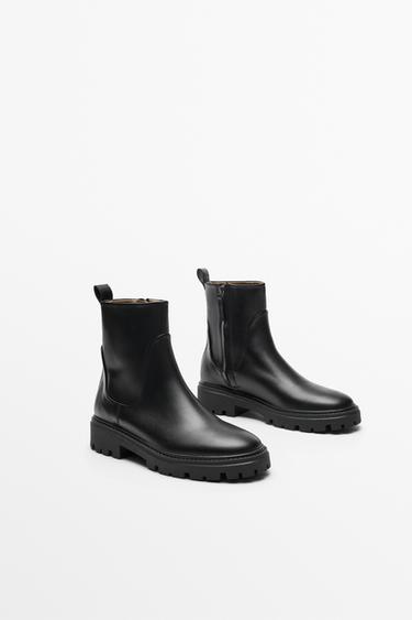 Flat leather ankle boot with track sole — Black 2