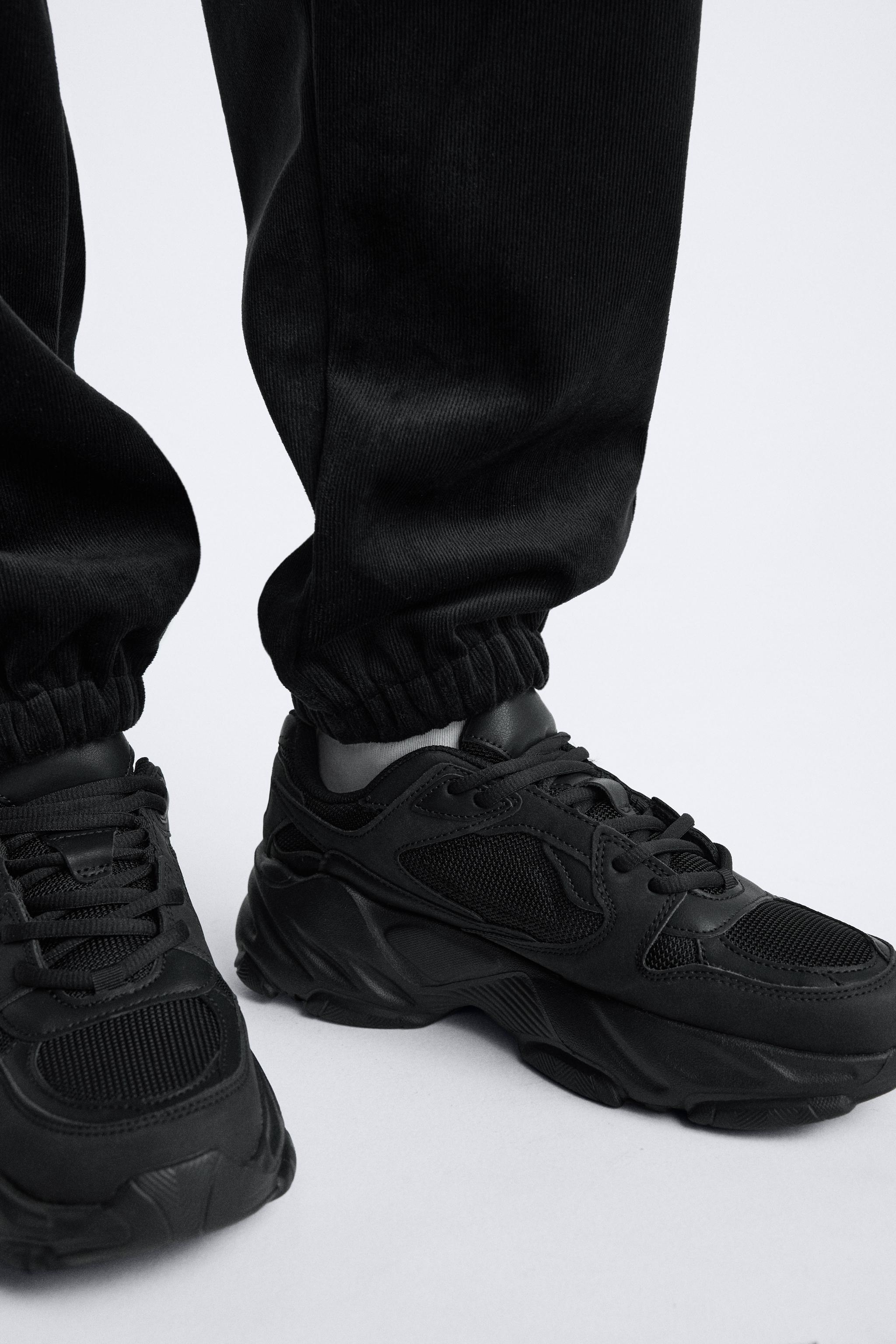 Adidas yeezy 700 outlet negras zara