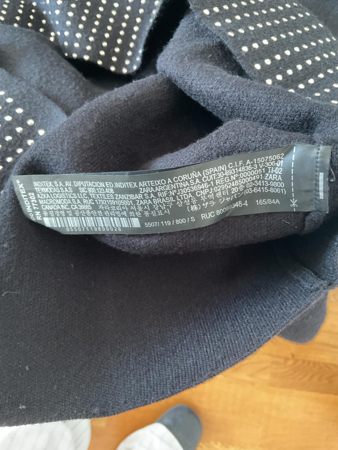 SWEATER WITH MULTICOLOURED APPLIQUÉS - Image 4