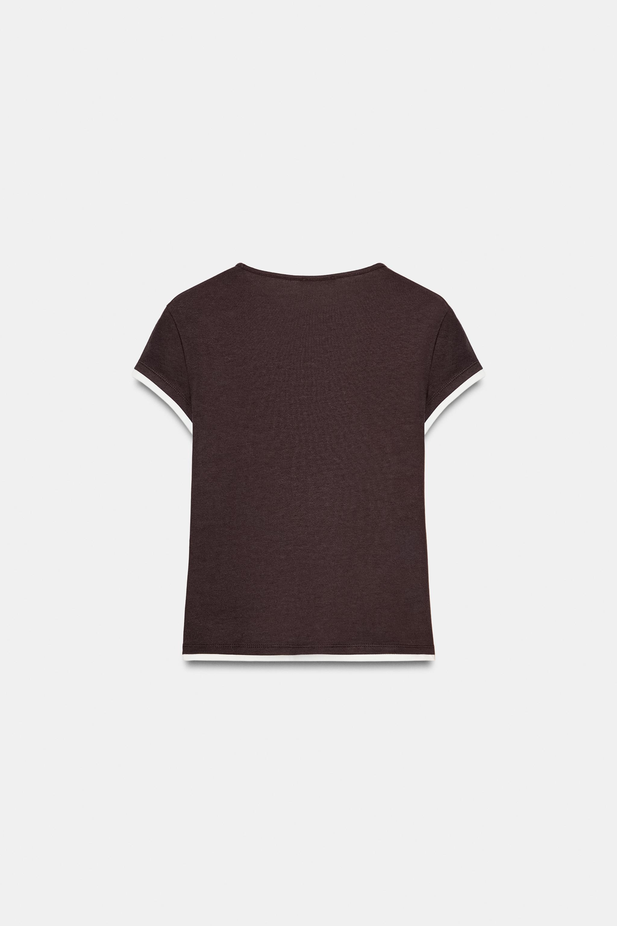 T-SHIRT À LISERÉS EN CONTRASTE