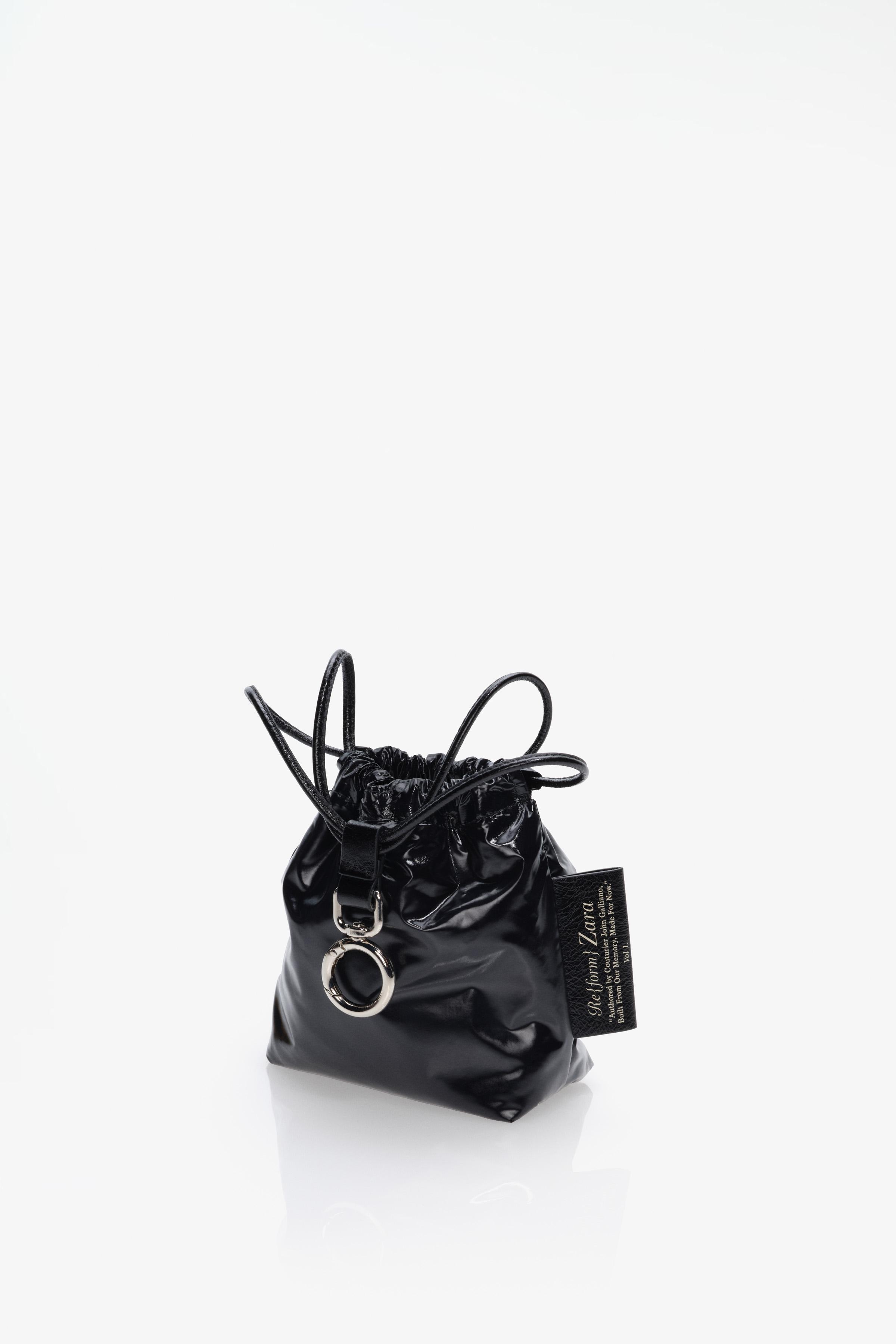 LIMITED EDITION TRI-CHIC チャーム - マルチカラー | ZARA Japan / 日本