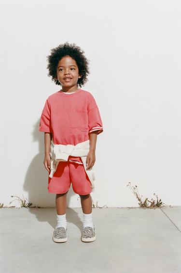 CONJUNTO JOGGING COM T-SHIRT E BERMUDA LISA - Coral-vermelho da Zara