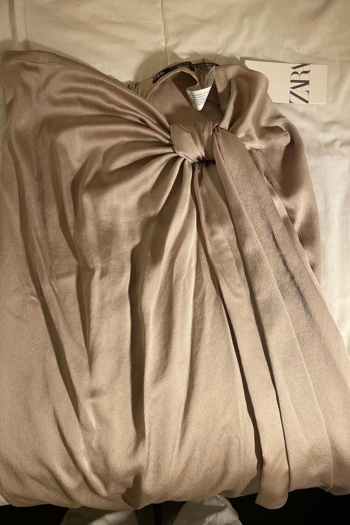 GATHERED MIDI SKIRT - Image 2