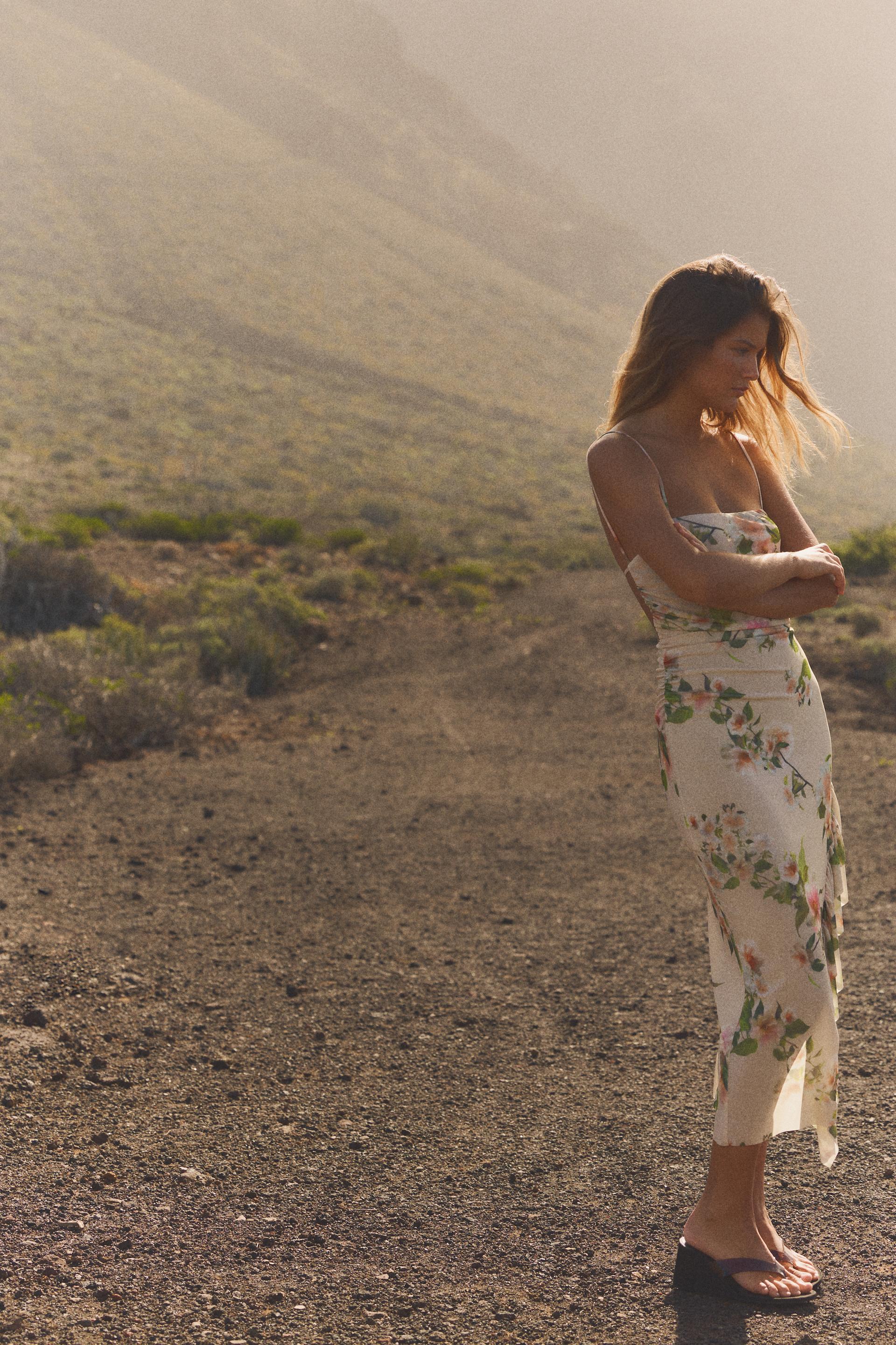 RUFFLED PRINT DRESS