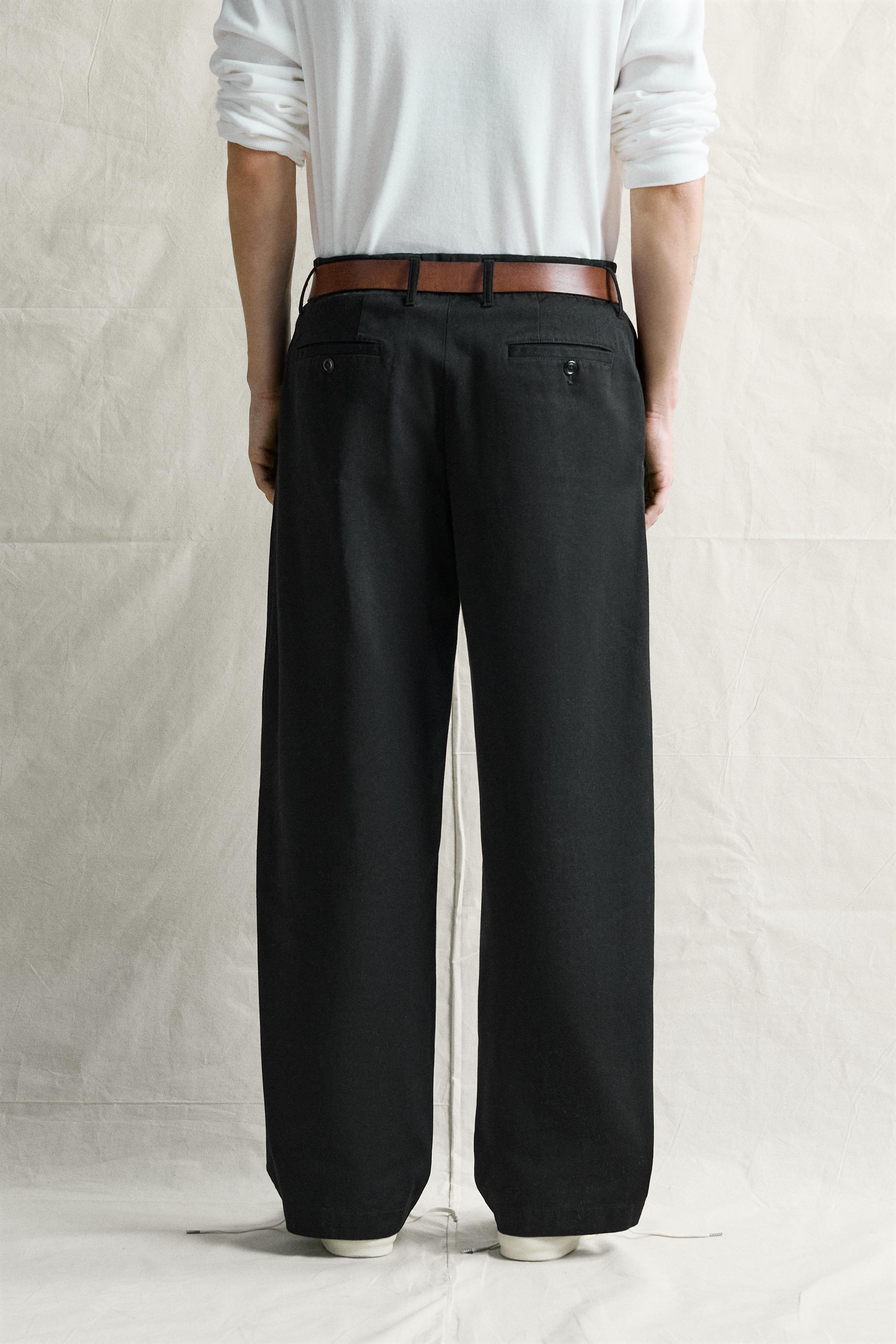 RELAXED FIT PLEATED CHINO PANTS
