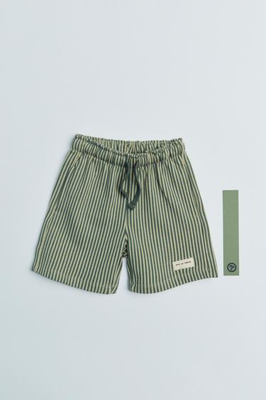 BERMUDA FELPA RAYAS ETIQUETA - Verde de Zara