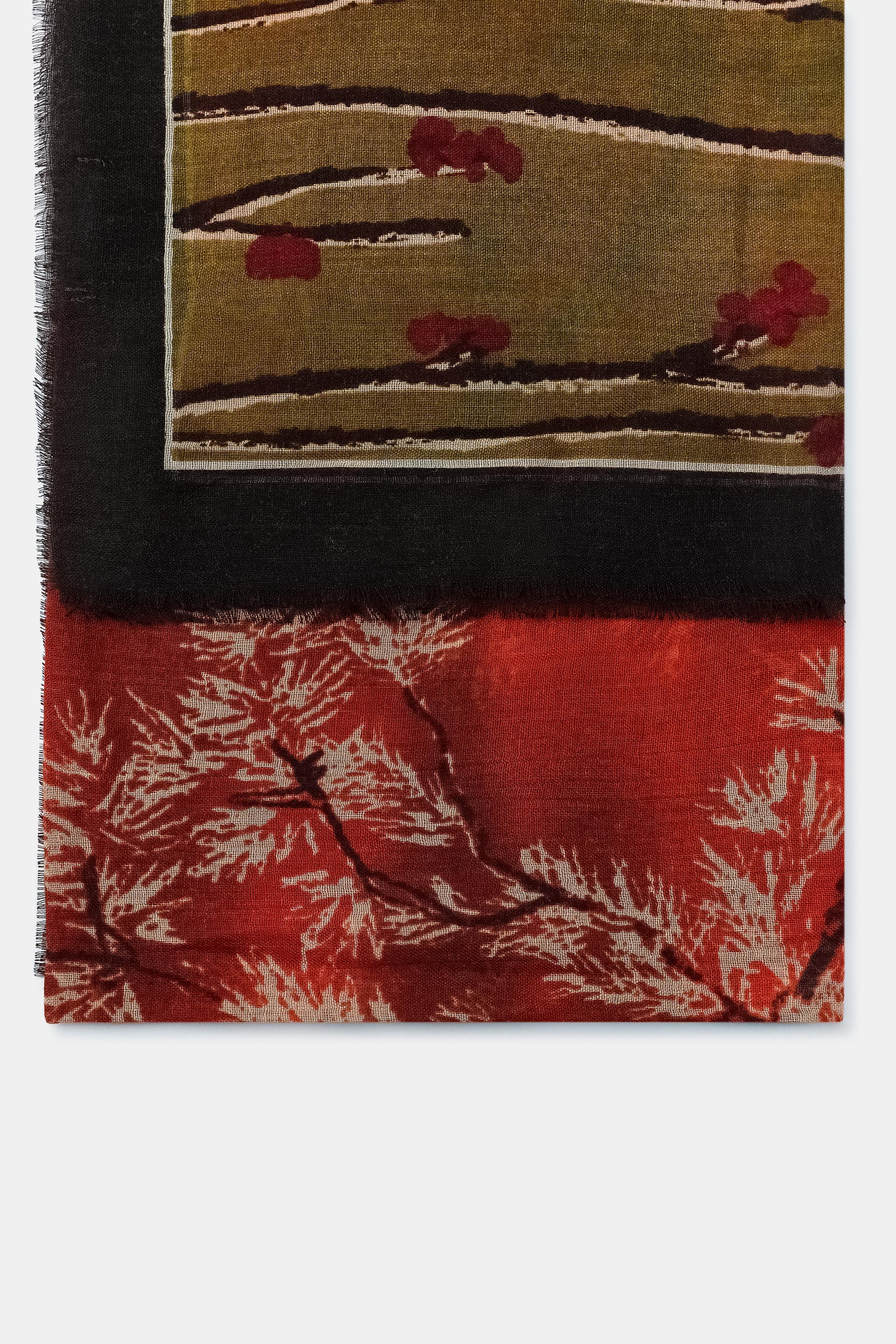 ORIENTAL PRINT SCARF