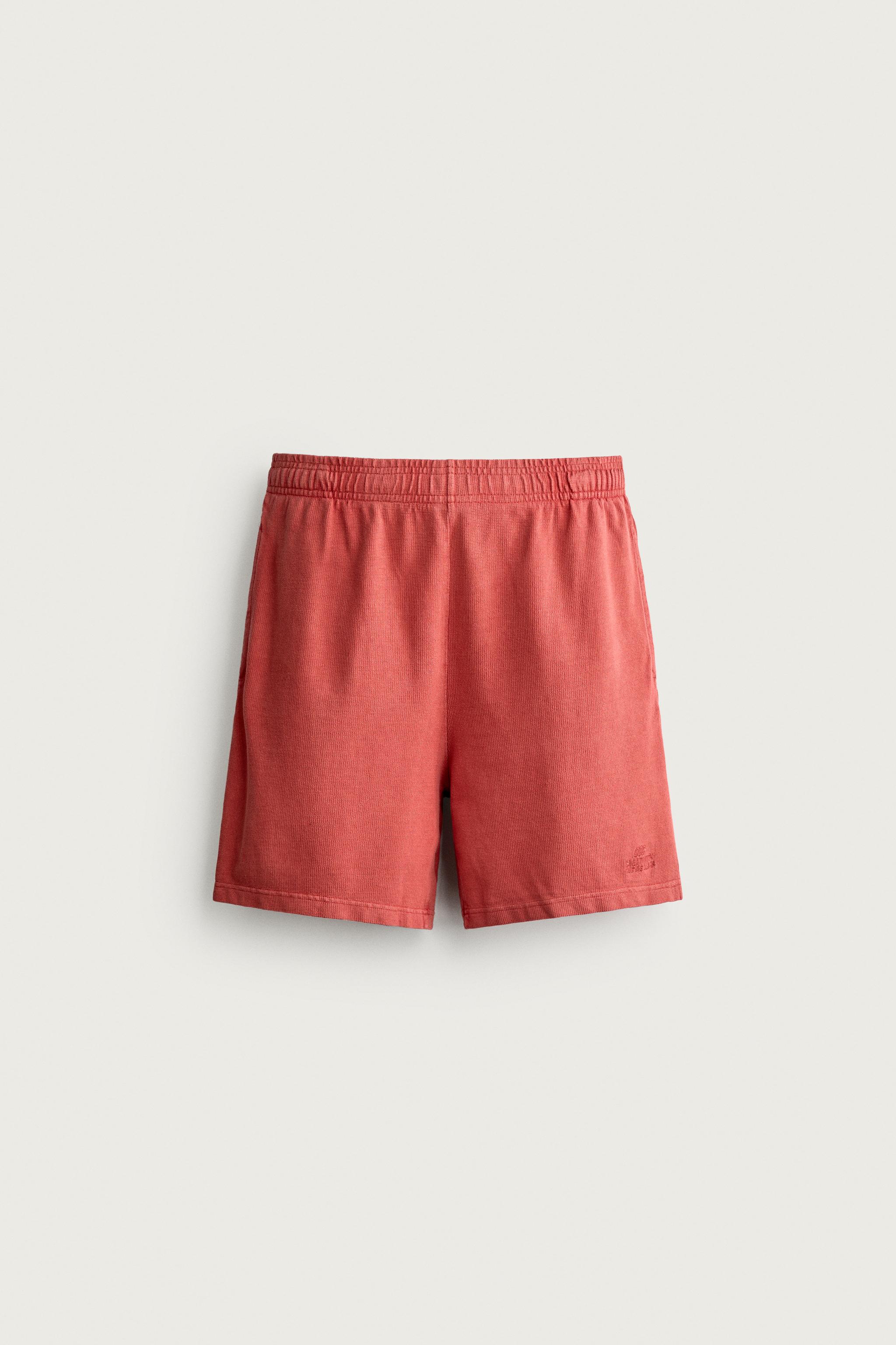 WASHED WAFFLE TEXTURE SHORTS — Red