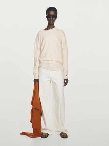 Jersey cuello redondo 100% cashmere - Crudo de Zara