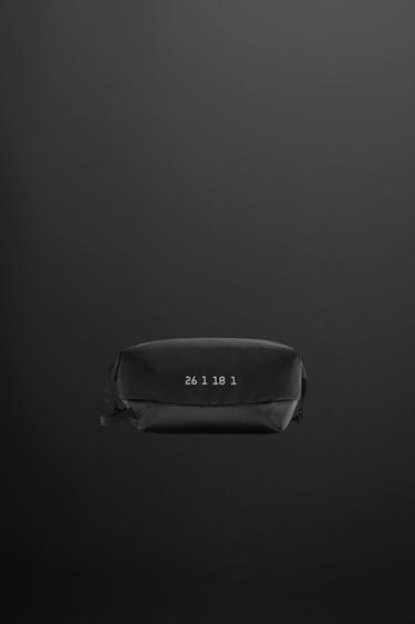 НЕСЕССЕР ИЗ ВЫСОКОТЕХНОЛОГИЧНОЙ ТКАНИ — Черный от Zara — изображение 0