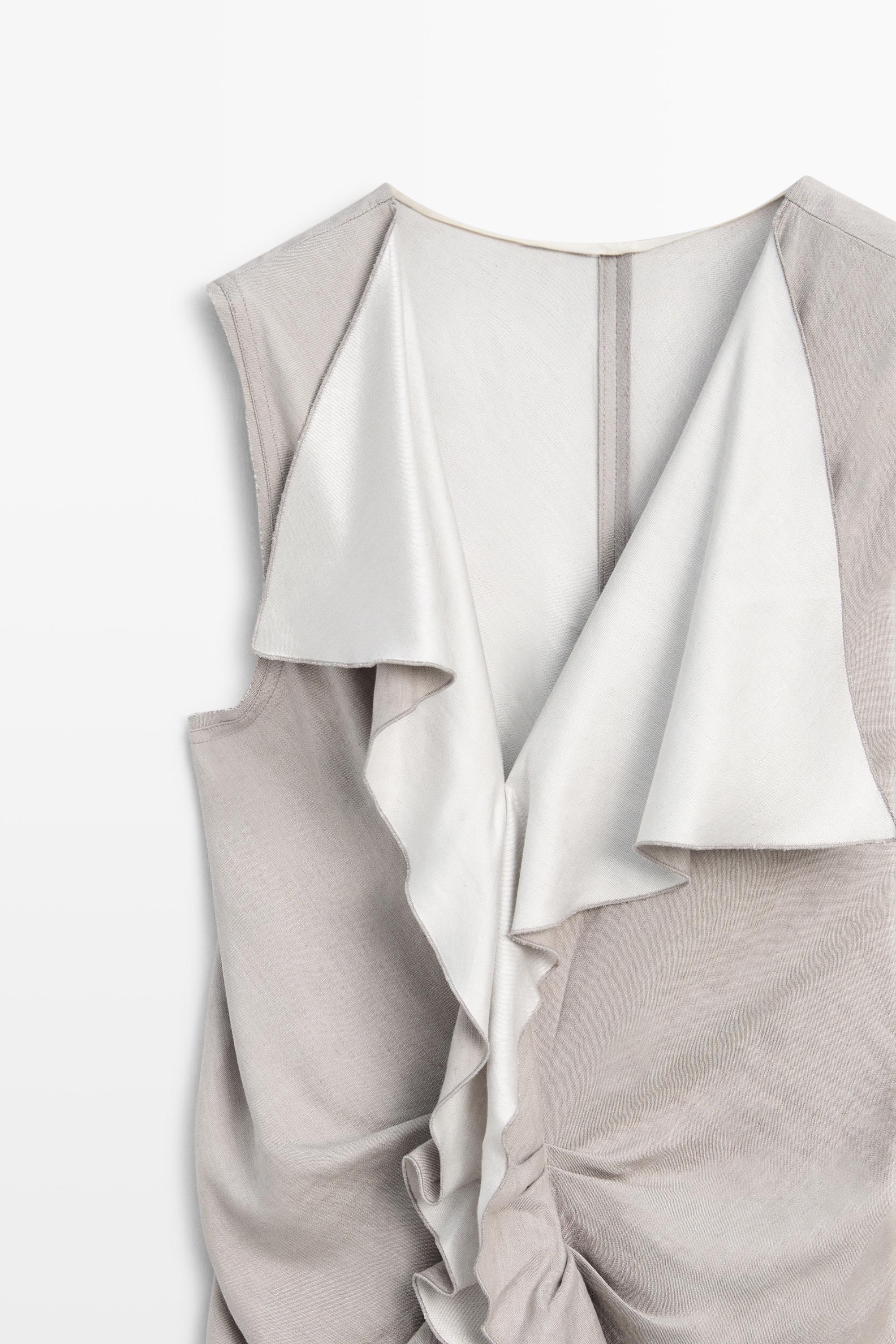 Flowing dress with ruffle detail - STUDIO
