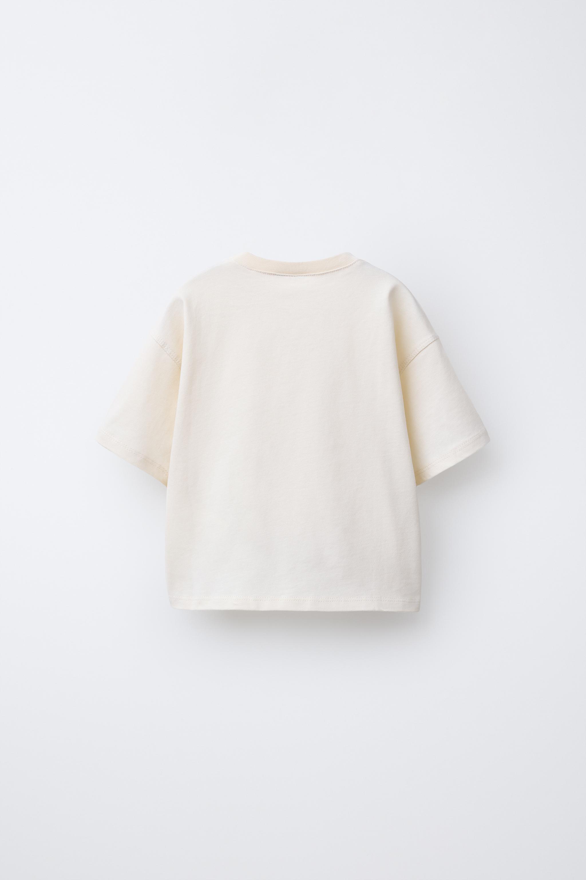 T-SHIRT À INSCRIPTION BRODÉE