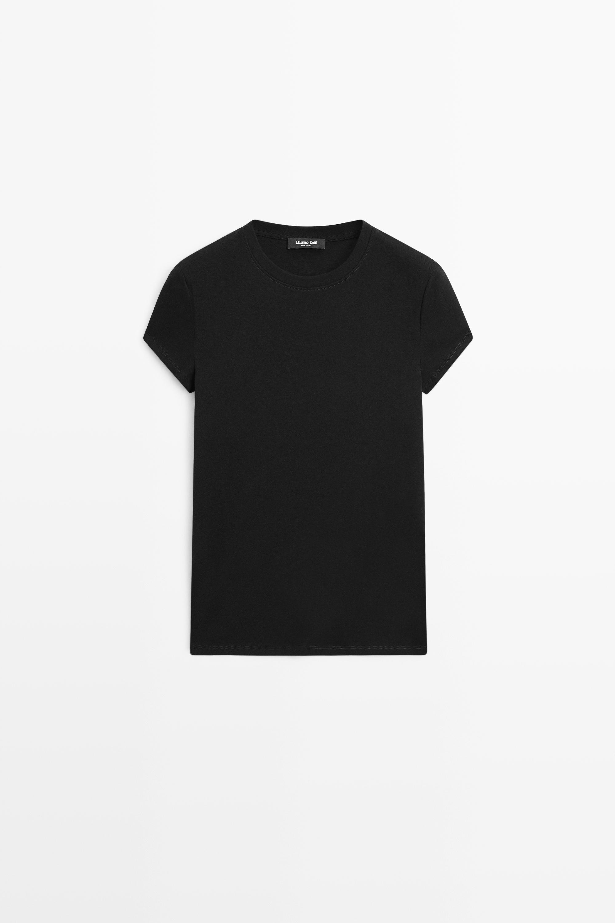 Short sleeve slim fit T-shirt