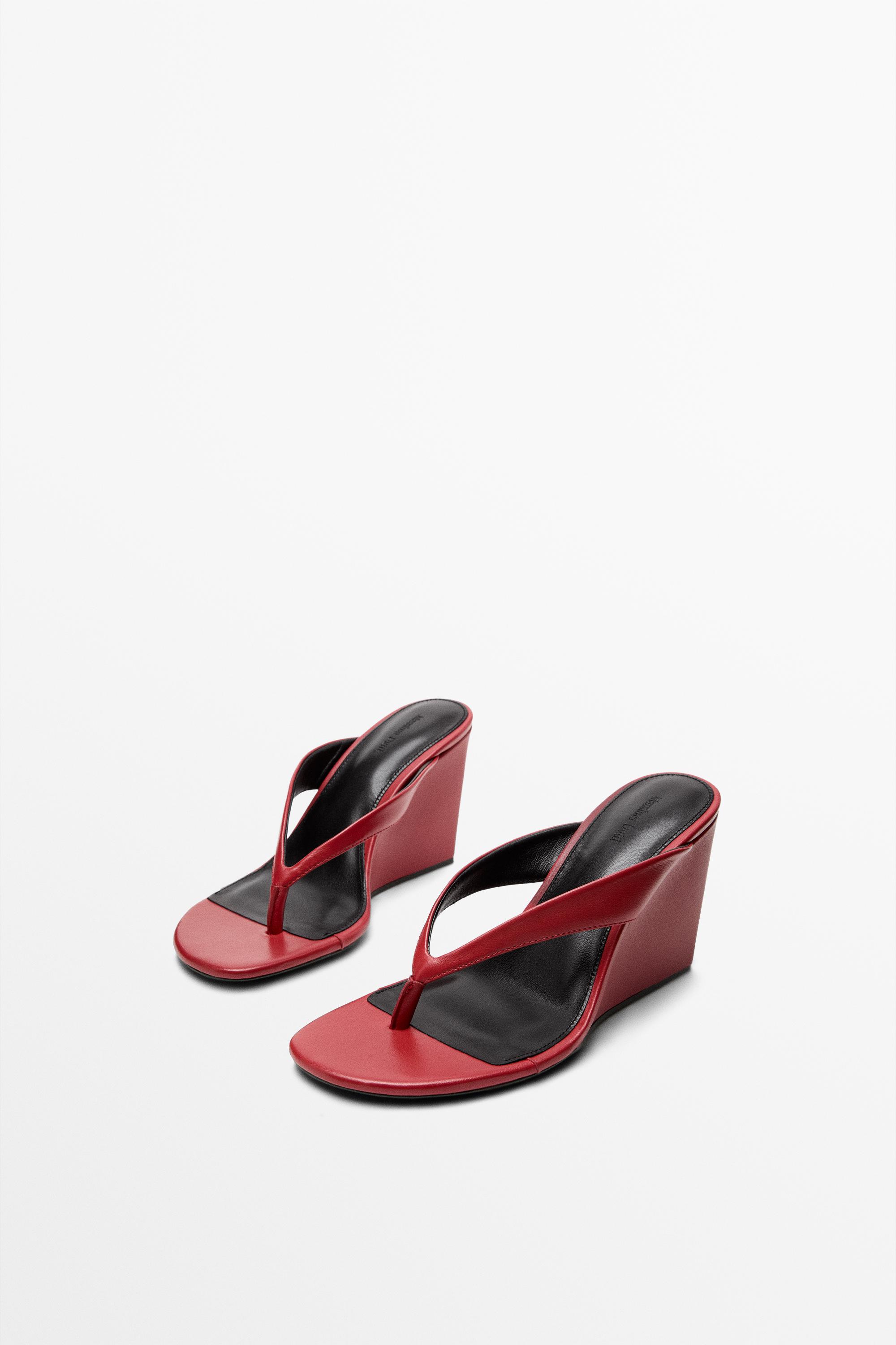 Leather wedges with toe divider