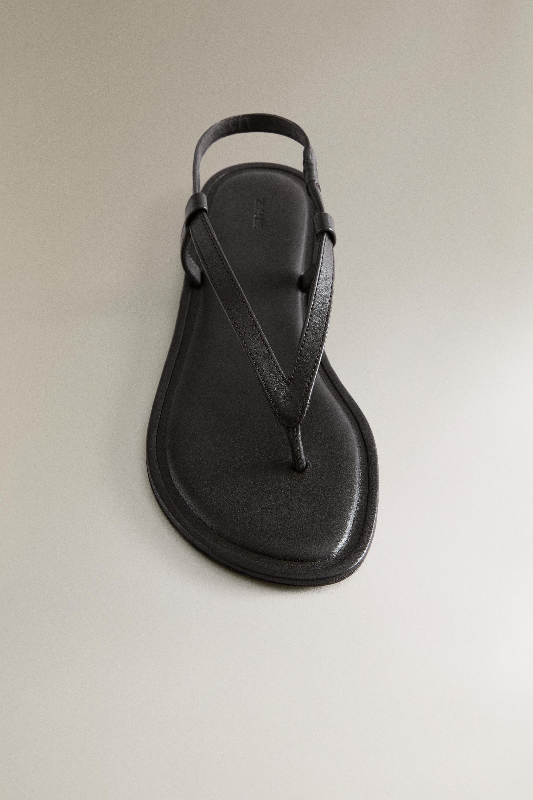 FLAT LEATHER SANDALS