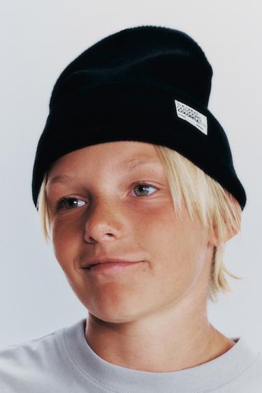 RIBBED KNIT BEANIE WITH LABEL - Black by Zara