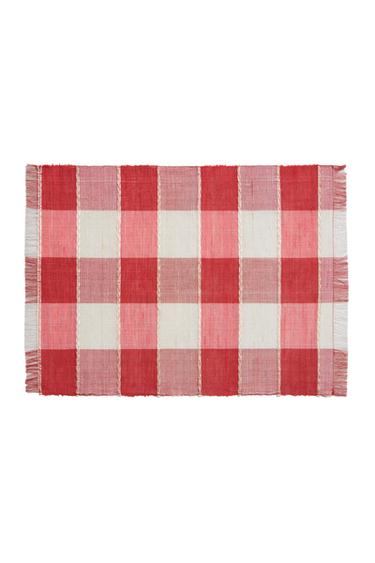 CHECK PLACEMAT - Red by Zara