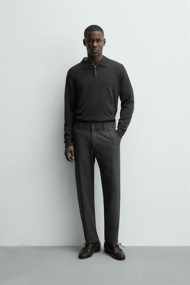 PANTALON CHINO STRUCTURÉ CONFORT - Gris / Naturel de Zara