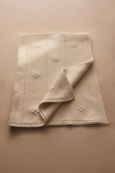 OPENWORK COTTON BABY BLANKET - Pink by Zara