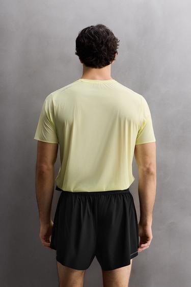 LIGHTWEIGHT TECHNICAL T-SHIRT - Lime by Zara - Image 2