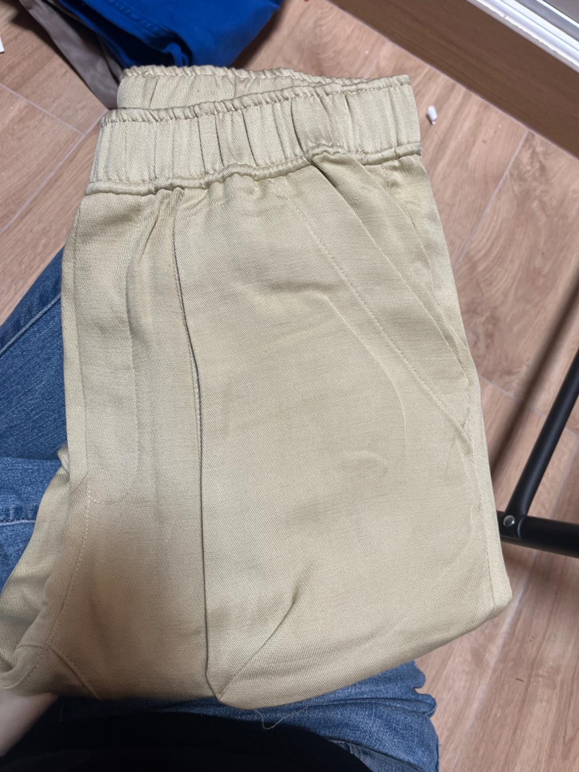 TROUSERS WITH POCKETS