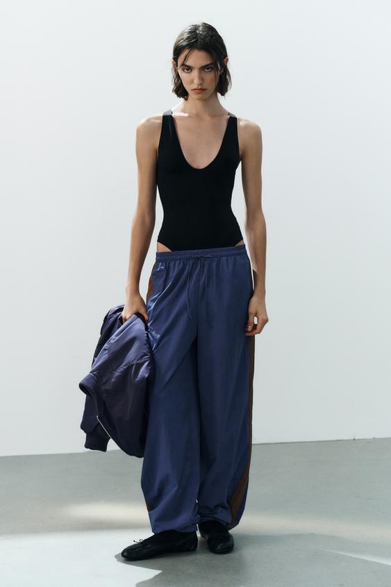 BODY COL EN V - Noir de Zara - Image 0