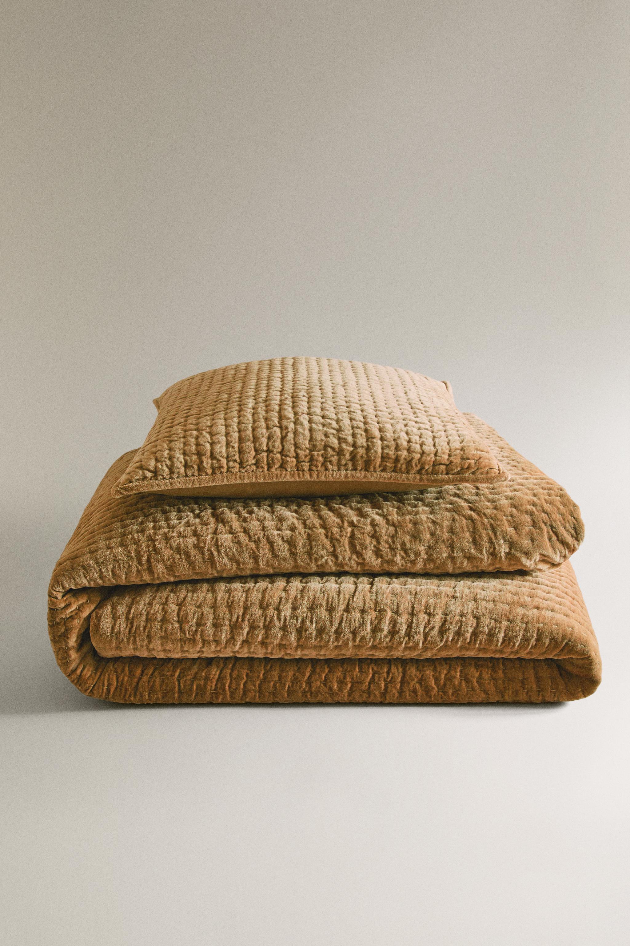 ZARA  掛け布団/マルチカバー 240x220cm クリーム色 ZARA HOME 掛け布団/マルチカバー 240x220cm クリーム色 掛け布団