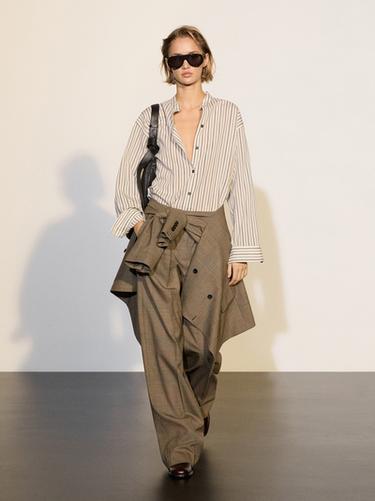 Zara Product image - Honey - Image 0