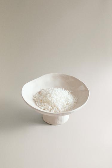 (200 G) SACRED WOODS SCENTED WAX PEARLS - Oyster-white by Zara - Image 1