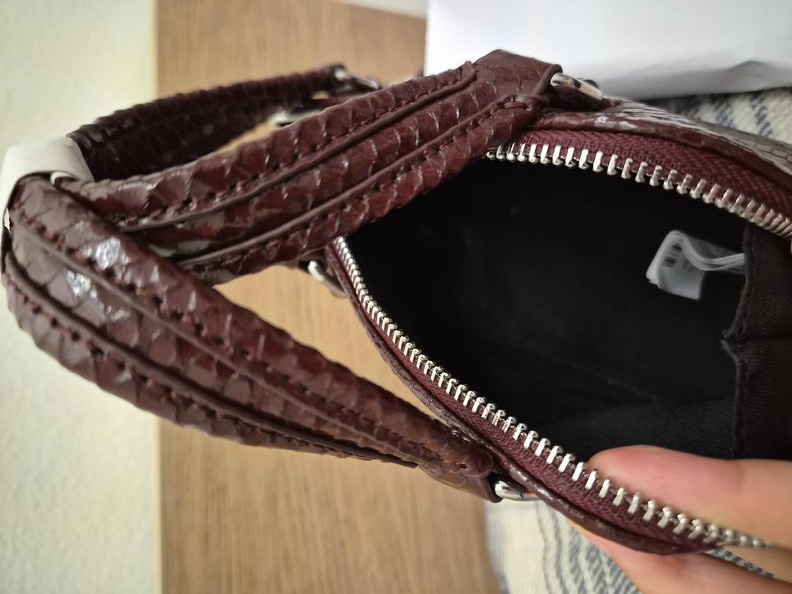 EMBOSSED MINI CITY BAG - Image 4