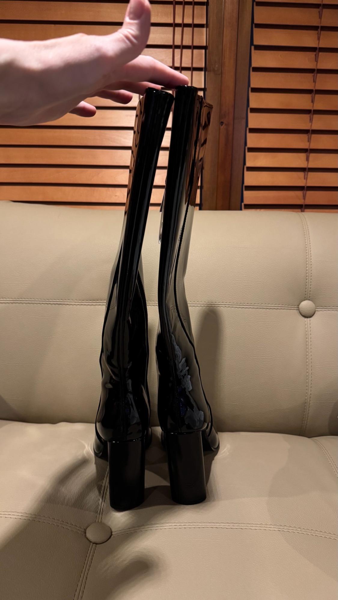 FAUX PATENT FINISH HIGH-HEEL BOOTS - Image 3