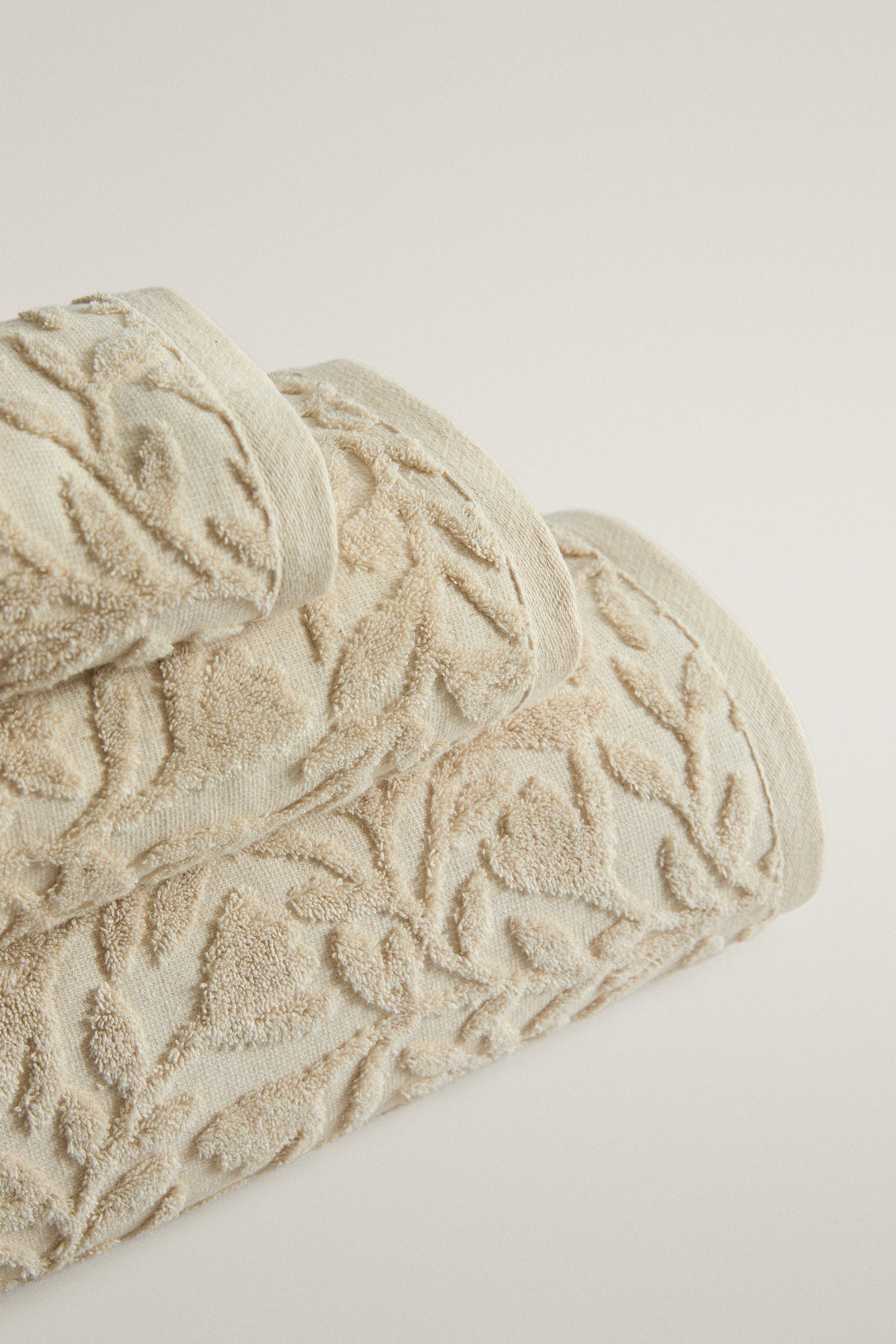 SERVIETTE DE BAIN FRISE BRODÉE