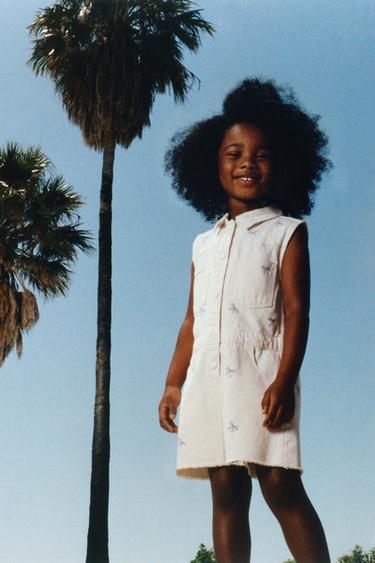 MONO CORTO SARGA LACITOS BORDADOS - Crudo de Zara